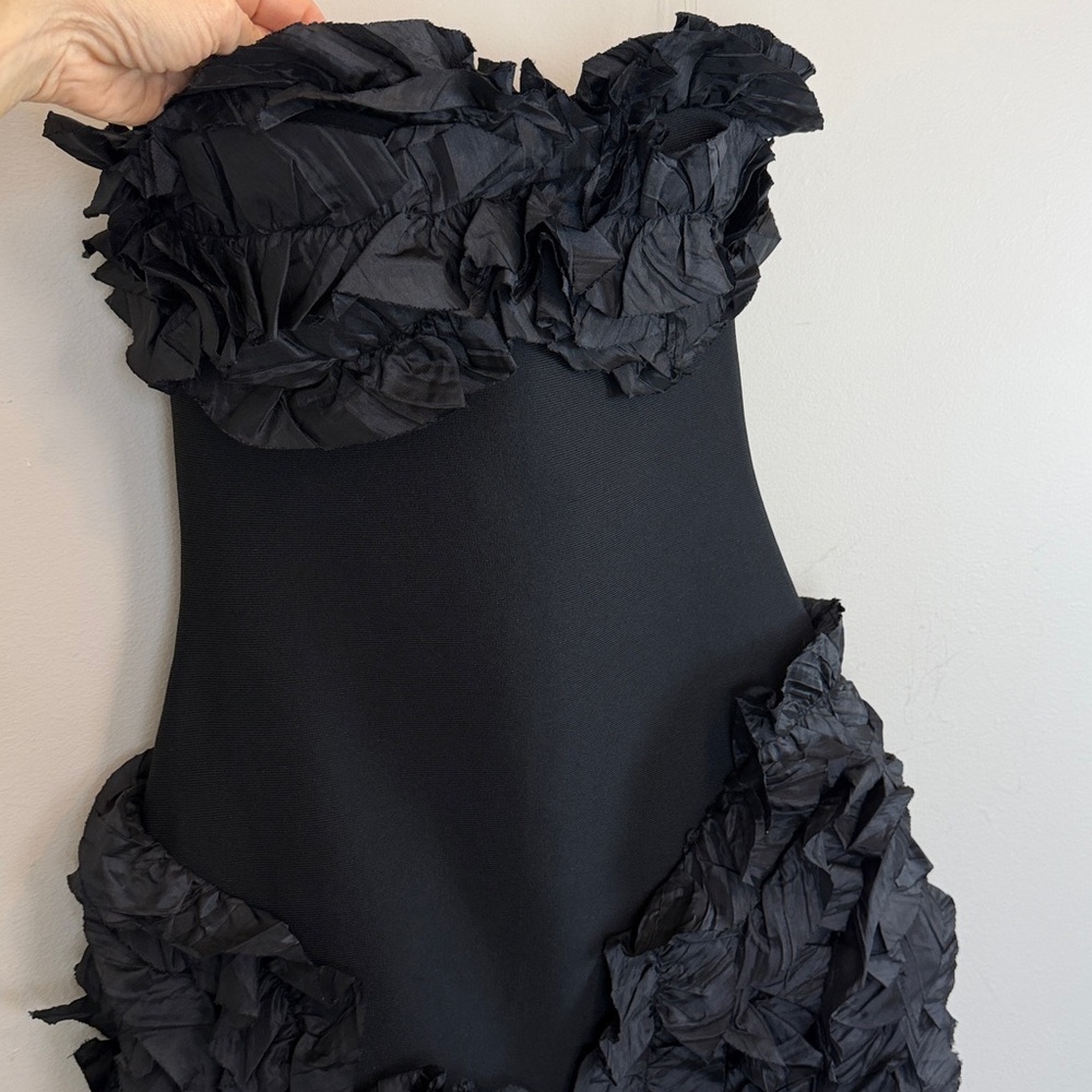 LECLA LOS ANGELES Bandage Bodycon Fringe
Dress in Black Women’s size Large - Picture 8 of 17